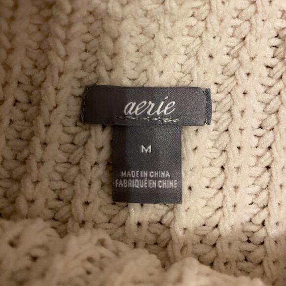 Aerie Cream Turtleneck Sweater - Picture 7 of 8